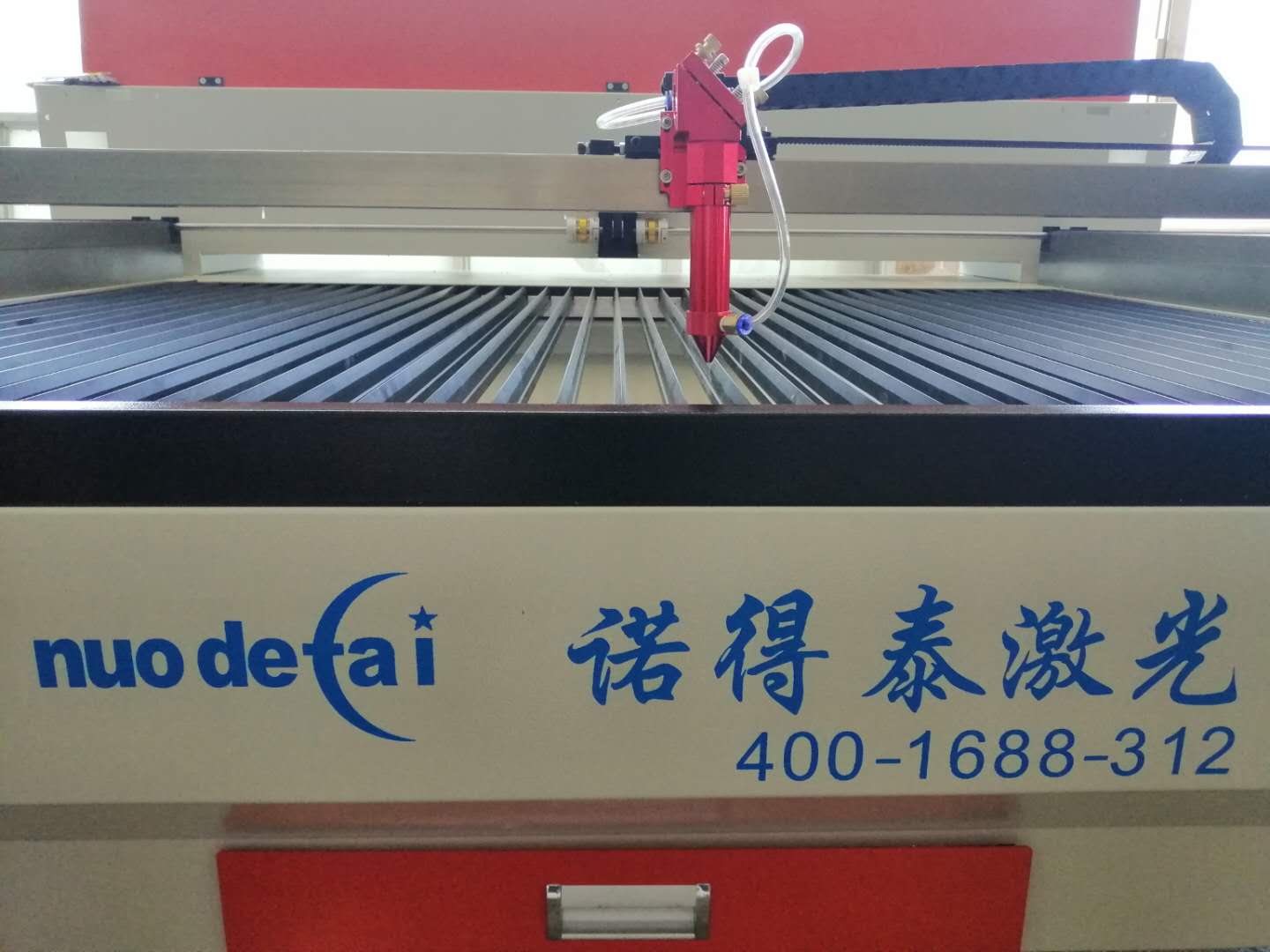 在雕刻行业激光切割机是一种被遗忘的记忆！