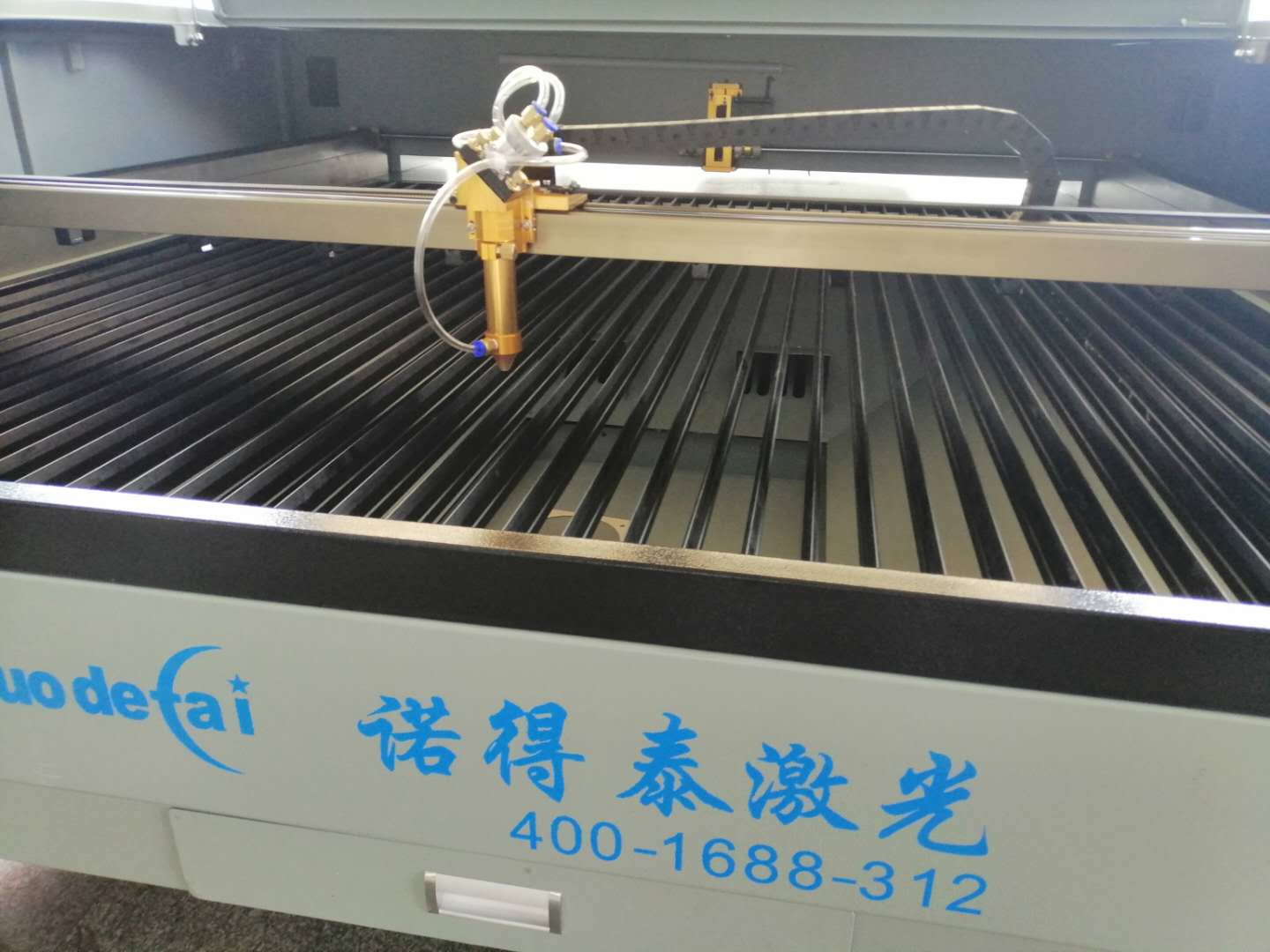 小型激光切割机出现有毛刺问题处理方案！