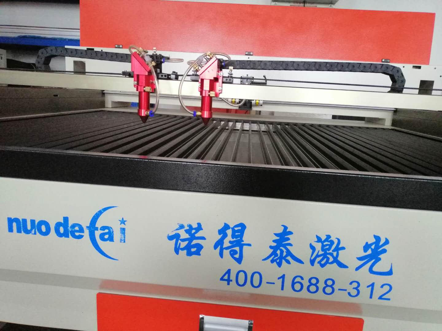 激光的出现应用到切割机工艺方面是传统加工模式的转变