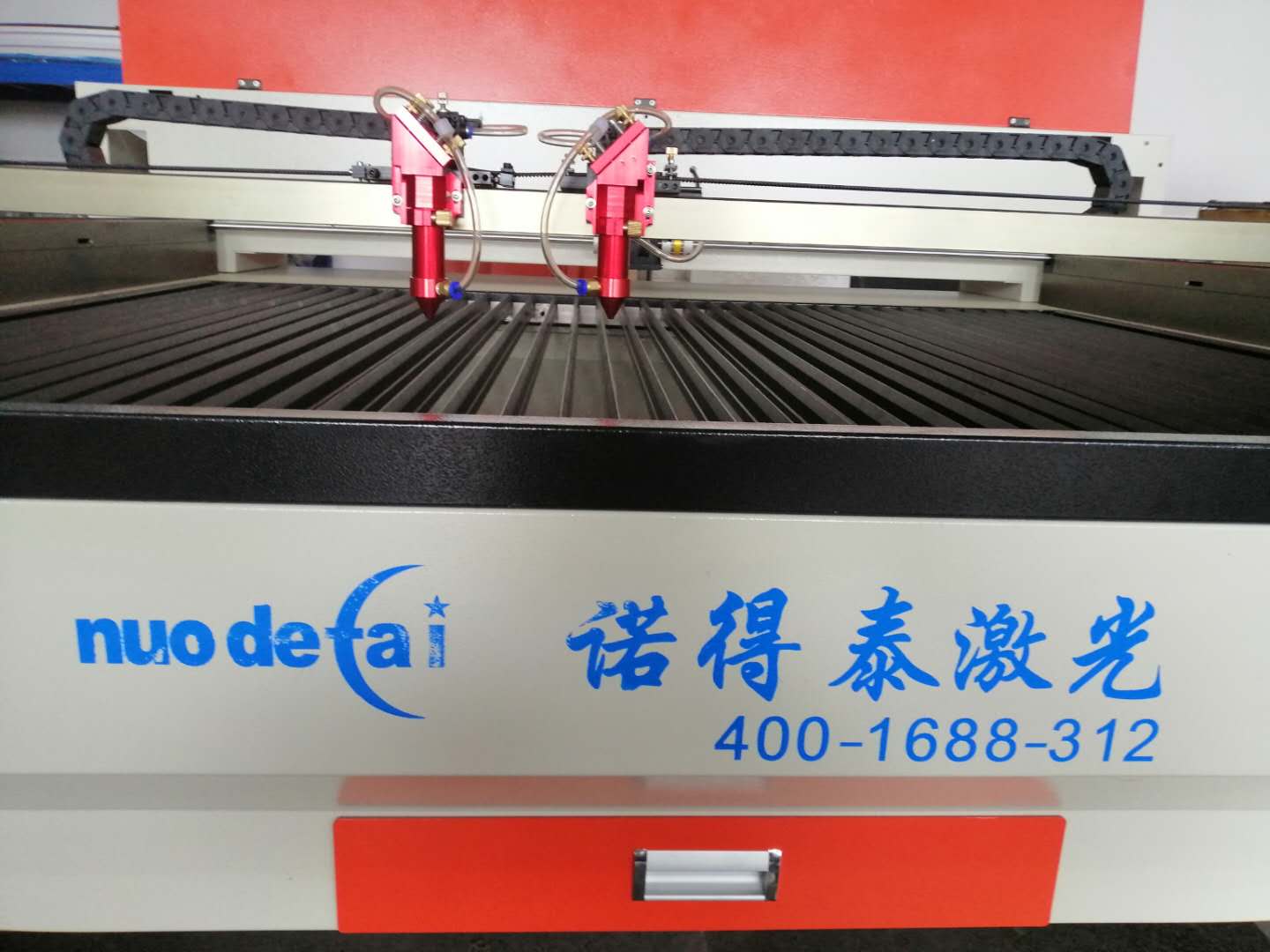激光光源细分化对于切割机应用使设备厂家切割效果好