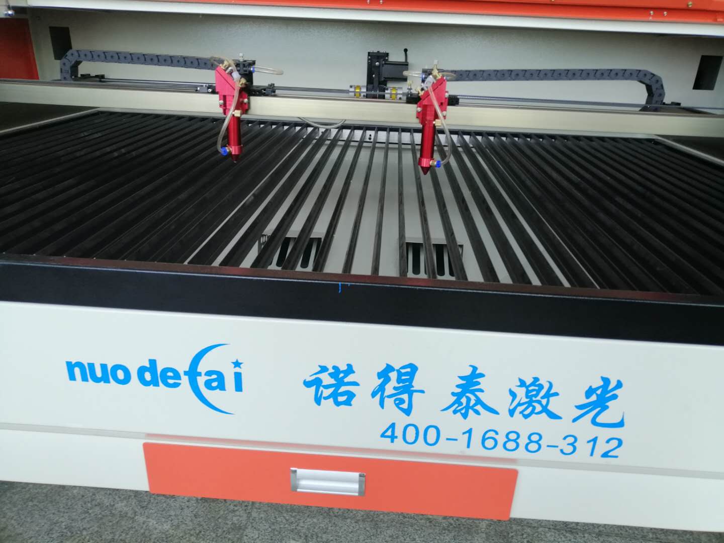 夏季激光切割机工作的时候需要注意些什么？