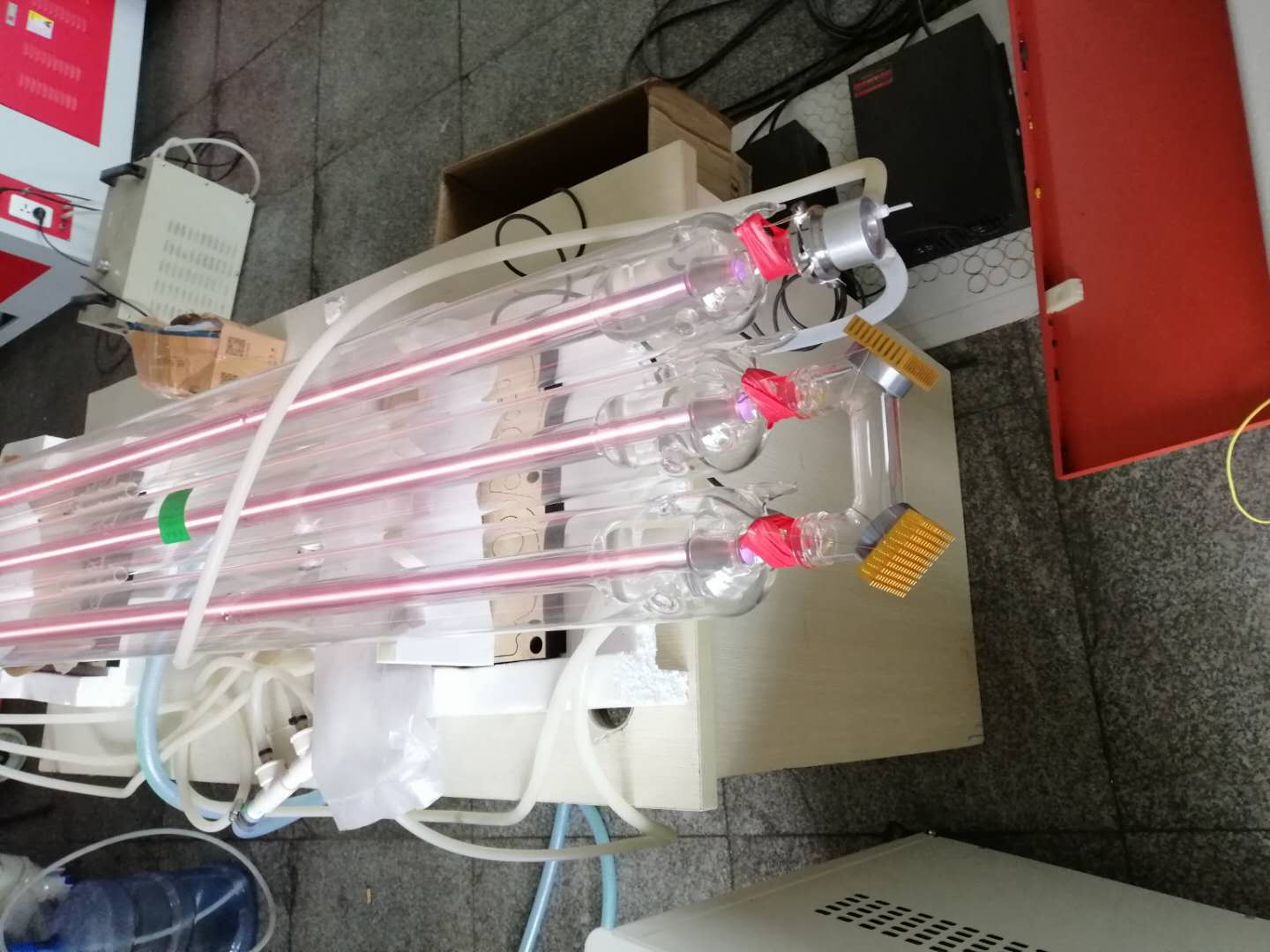 数控激光切割机激光管